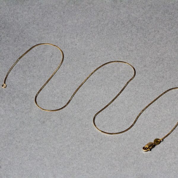 14k Yellow Gold Round Snake Chain (0.70 mm) - Image 5