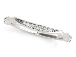 14k White Gold Unique Graduated Style Diamond Wedding Band (1/10 cttw)