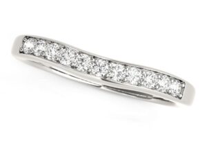 14k White Gold Curved Diamond Wedding Band (1/4 cttw)
