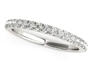14k White Gold Pave Set Diamond Wedding Ring (1/4 cttw)