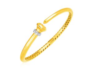 14k Yellow Gold Hinged Bangle Bracelet with Diamonds (3.40 mm)