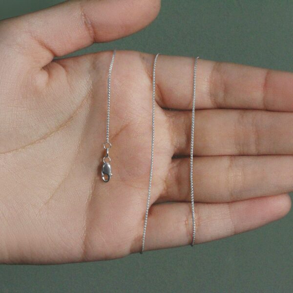 14k White Gold Round Wheat Chain (0.80 mm) - Image 6
